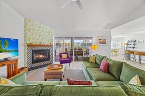 Maison, 4 chambres | Aire de séjour