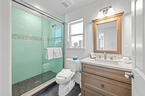 Maison, 4 chambres | Salle de bain