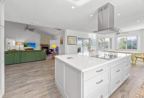 Maison, 4 chambres | Intérieur