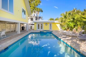 Casa, 4 habitaciones | Alberca | Alberca climatizada 