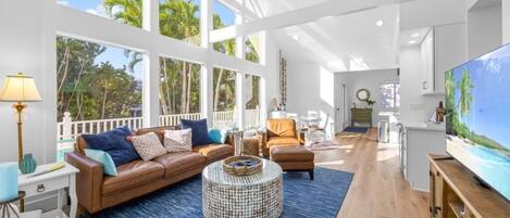 House, 4 Bedrooms | Living area