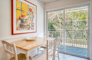 Casa, 3 habitaciones | Restaurantes