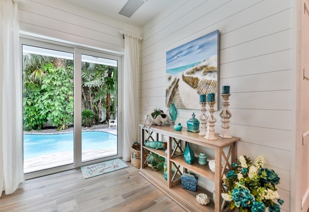 المنشأة من الداخل