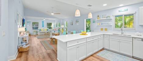 Maison, 3 chambres | Intérieur