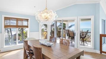 House, 3 Bedrooms | Dining