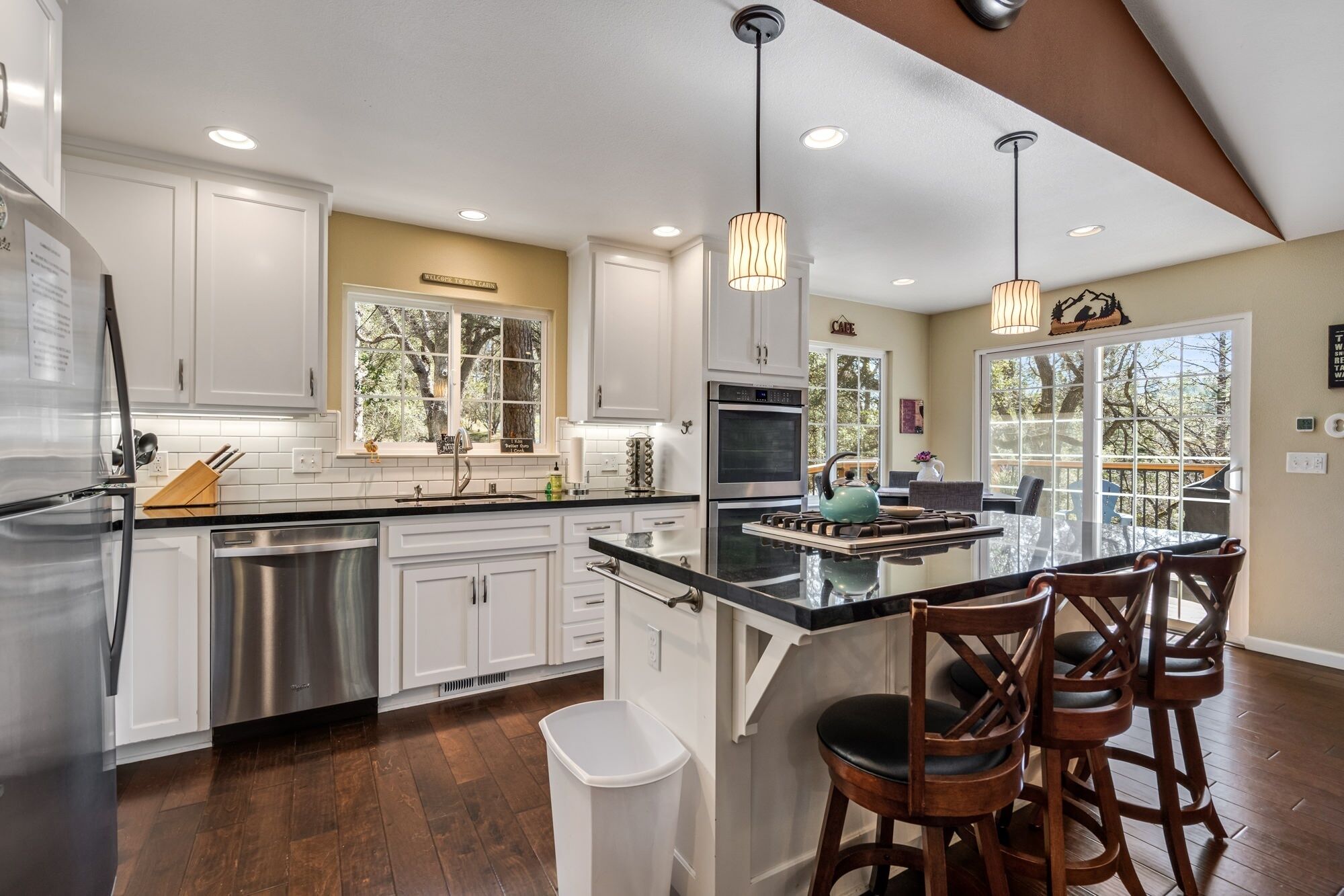 House, 4 Bedrooms | Dapur peribadi | Peti sejuk, ketuhar, pembancuh kopi/teh, pembakar roti 