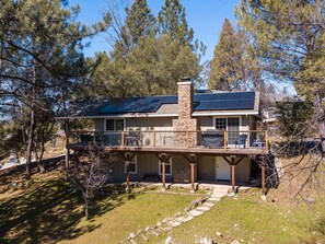 House, 4 Bedrooms | Exterior