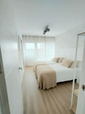 2 bedrooms, WiFi, bed sheets