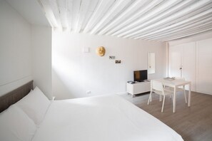 1 Schlafzimmer, Bügeleisen/Bügelbrett, kostenloses WLAN, Bettwäsche