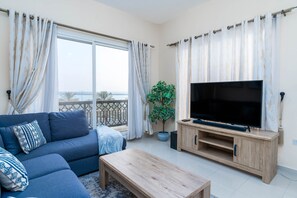 50-cm plasma TV with satellite channels - Luxury Sea View 1B Apartment in RAK (Ras Al Khaimah)