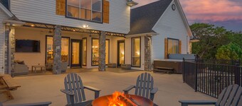 Best view of the lake, near Hells Gate with a pool/hot tub/large game room