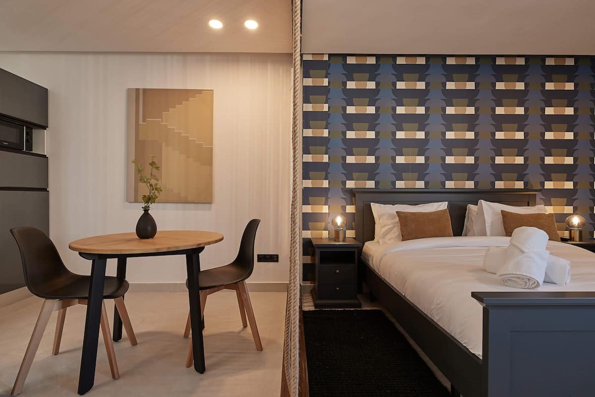 Panoramic Suite | 1 bedroom, premium bedding, pillowtop beds, desk