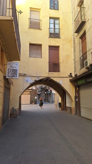 Exterior - Apartment 'Pio' with Balcony (Tremp)