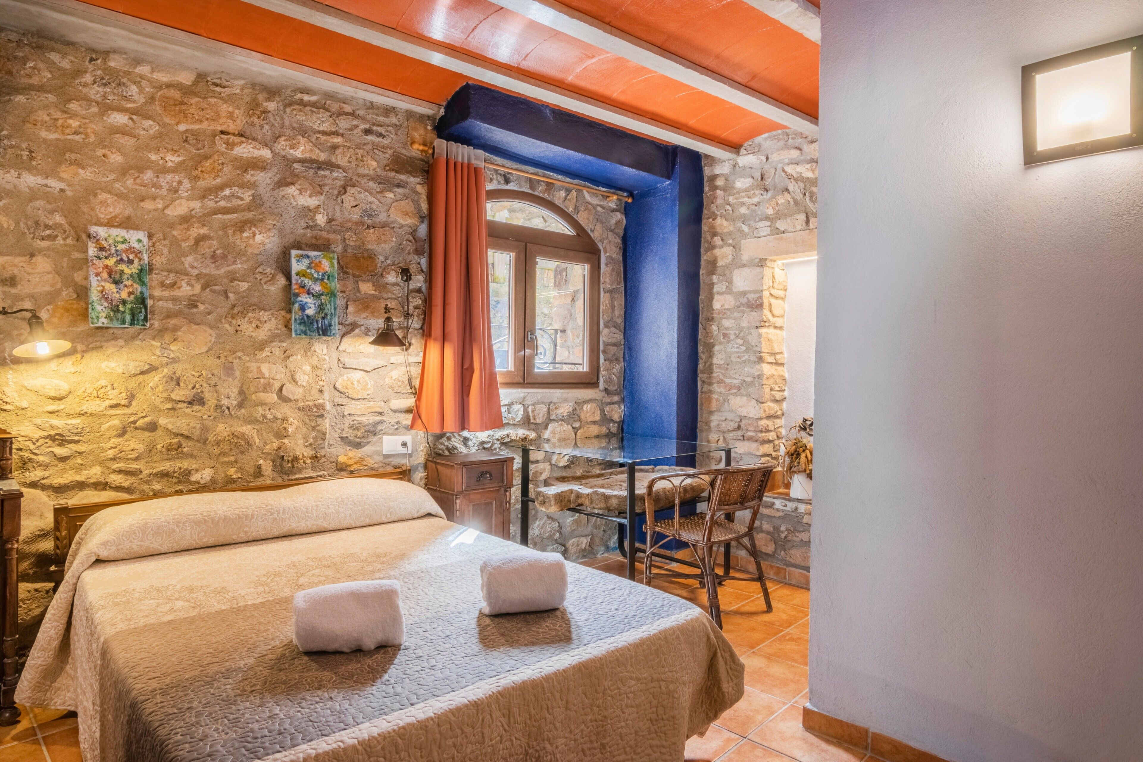 3 dormitorios, wifi gratis, ropa de cama