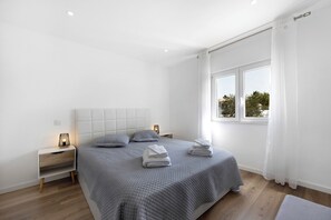 1 chambre, fer et planche à repasser, accès au Wi-Fi (inclus)