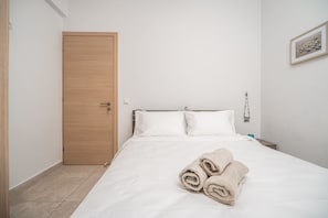 City Apartment, 3 Bedrooms, City View