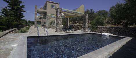 Villa with Private Pool | Desk, soundproofing, iron/ironing board, rollaway beds (free)