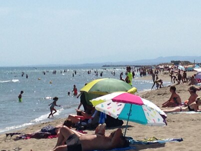 Listed rental property, 100 m from the beach, center and market.