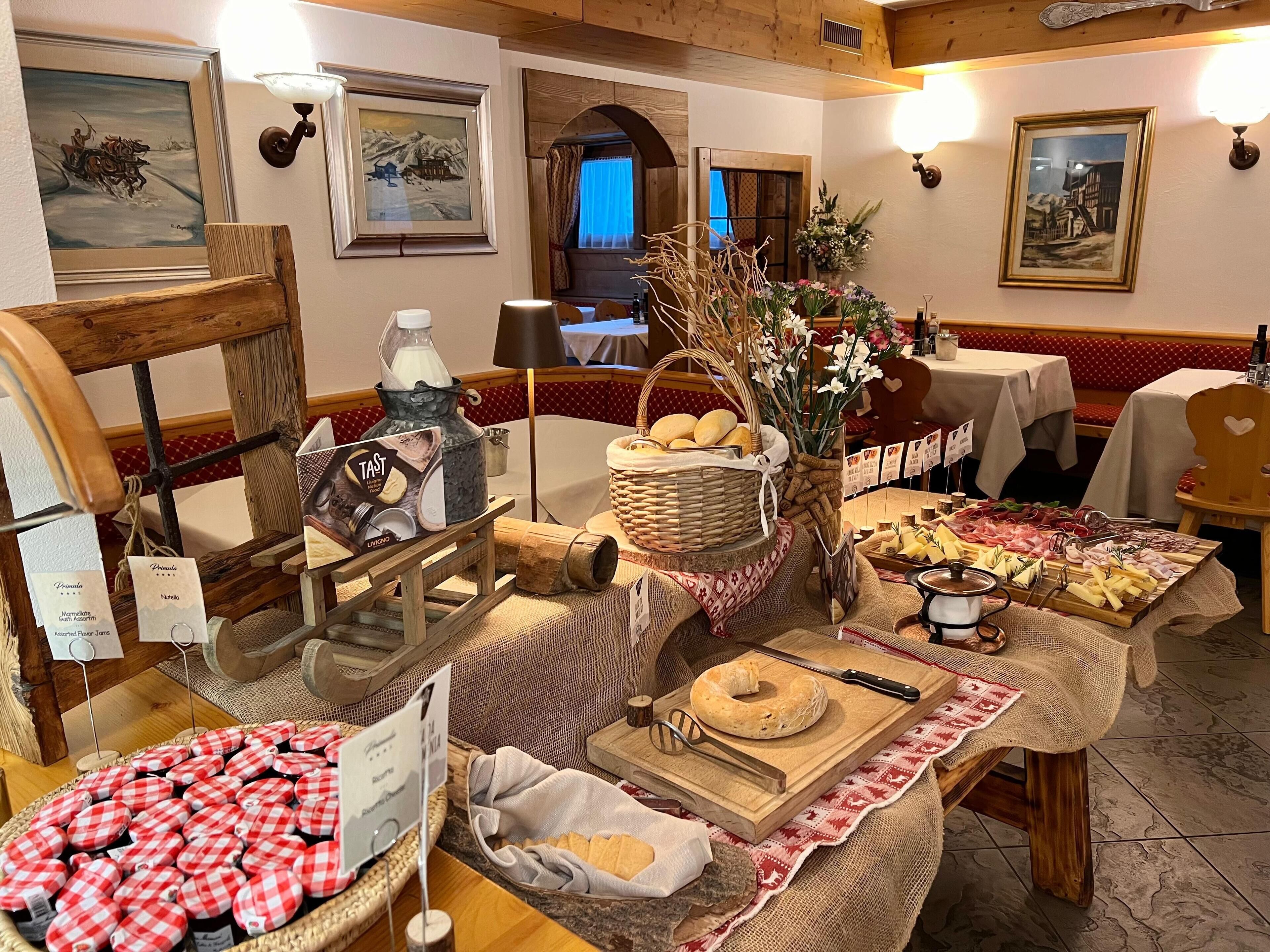 Petit déjeuner buffet compris tous les jours