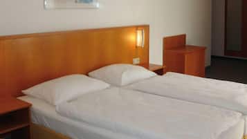 Comfort-Zimmer | 1 Schlafzimmer, Schreibtisch, schallisolierte Zimmer, kostenloses WLAN