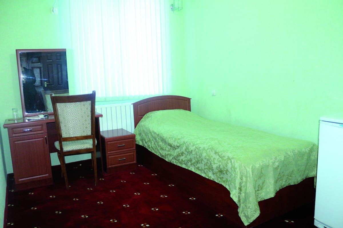 Standard Single Room, 1 Bedroom | Soundproofing, free WiFi, bed sheets