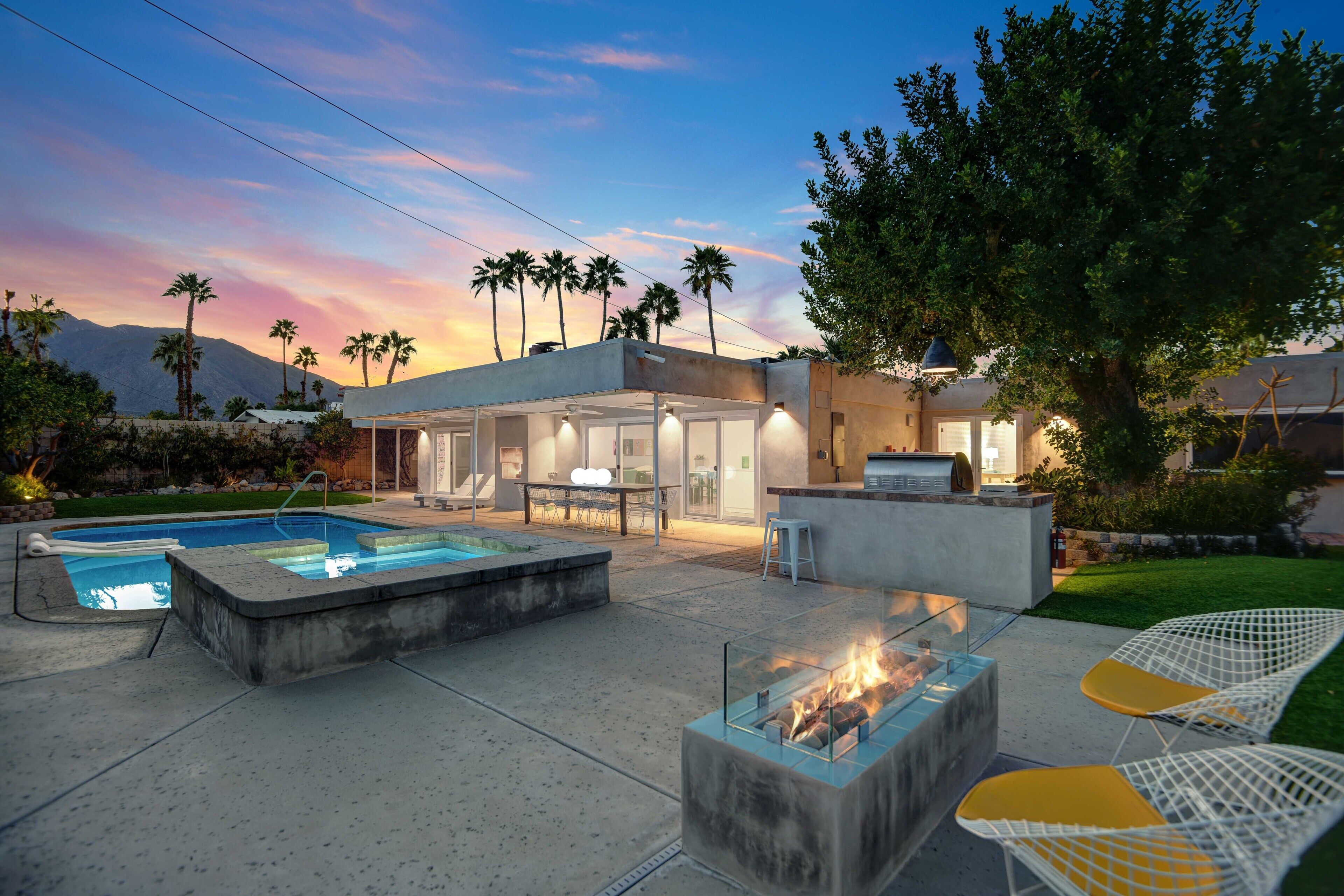 Pet-friendly colorful 3-bedroom Palm Springs gem with private pool and spa