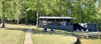 The Cozy Cabin on Lake Martin