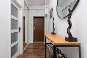 2 개의 침실, 유아용 침대, 침대 시트