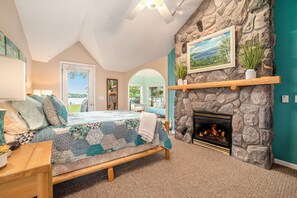 4 Schlafzimmer, Schreibtisch, Reisekinderbett, kostenloses WLAN