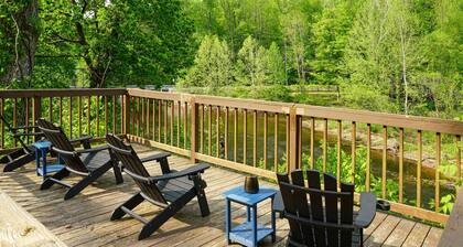 Riverside De Luxe*WiFi*Steps to the River