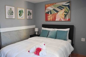 1 bedroom, in-room safe, iron/ironing board, free WiFi