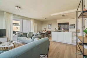 TV, offices - Orion View-brand new apartment with swimming pool (Nieuwpoort)