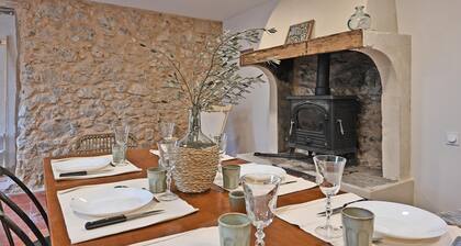 Le Mas des Rouquets - avec piscine et jardin