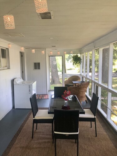 "The Right Spot"- cheerful house in an ideal location