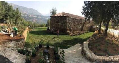 Hansa Home Akoura Al Rabih Hanging Heaven on Earth