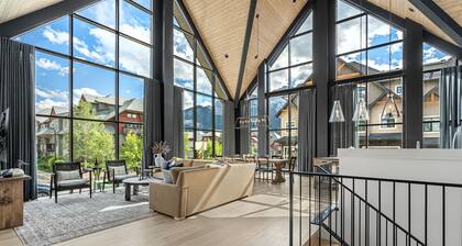Spectacular 8-BDRM, 8-BATH Mountain Retreat!