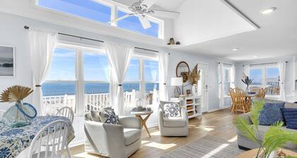 A New Tide: Stylish, Dog-friendly Coastal Home with Pool