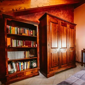 Chambre | 1 chambre, rideaux occultants, fer et planche à repasser