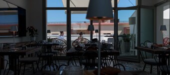 CasAunoE Boutique Hotel