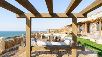 Signature Villa | Teres/patio