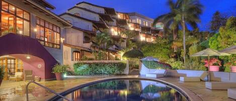 Piscina a l'aire lliure