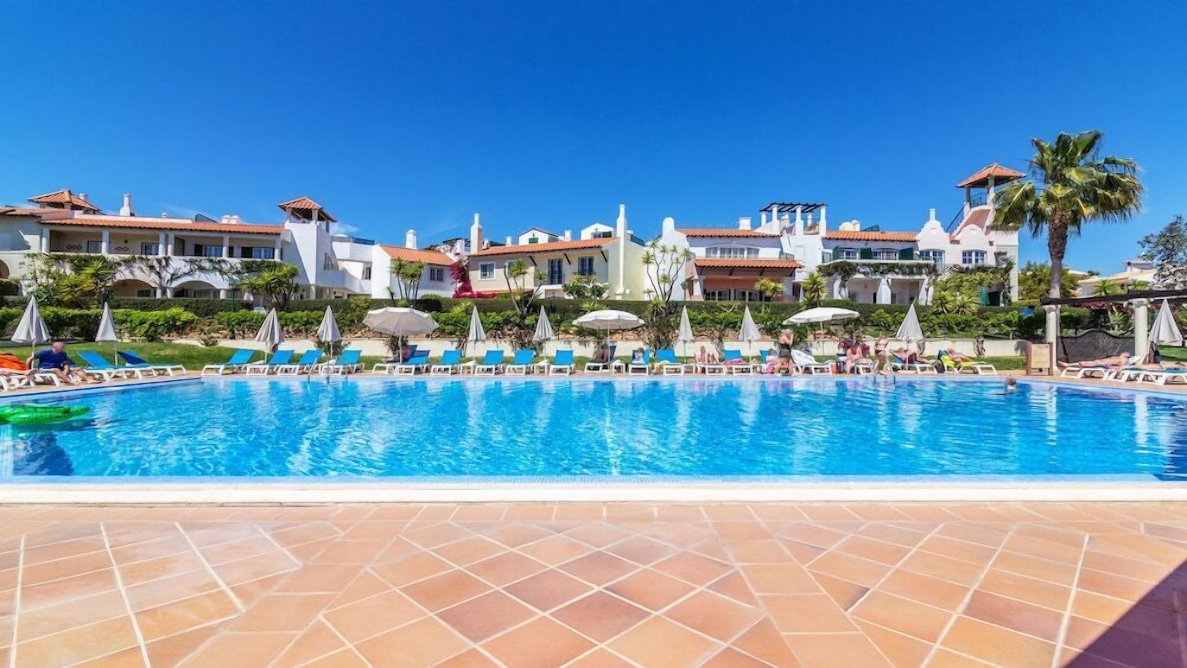 Alberca al aire libre 