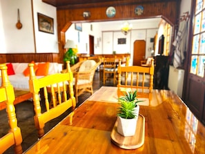 Lounge - YALLA HOTEL CHOREFTO (Zagora-Mouresi)