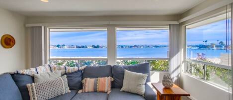 スマートテレビ、暖炉