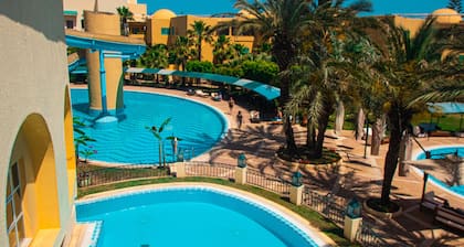 Suites hotel les charmilles & spa