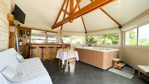 Interior - Loft Jacuzzi & Sauna (Ferrières-la-Verrerie)