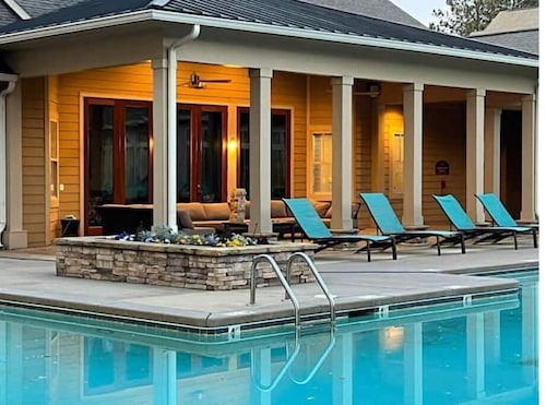 Newly Designed!  
Sleeps 4 
Buy Friday & Saturday get Sunday Free!
NOW AVAILABLE