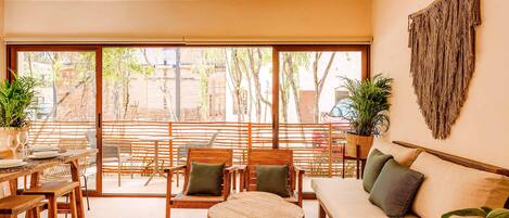 Televisie en een kantoor