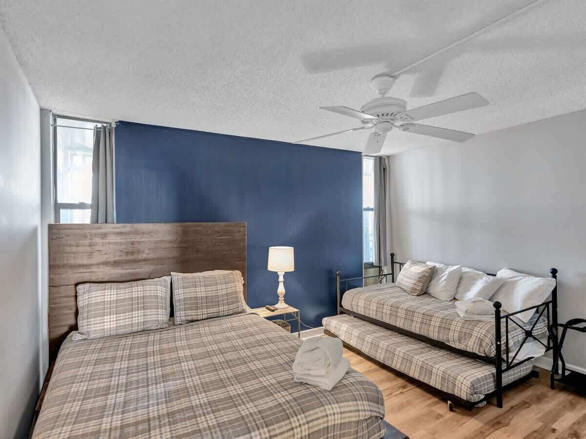 1br On The Beach With A Pool - Ocean City, MD