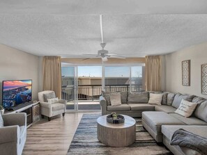 Televisión, oficina